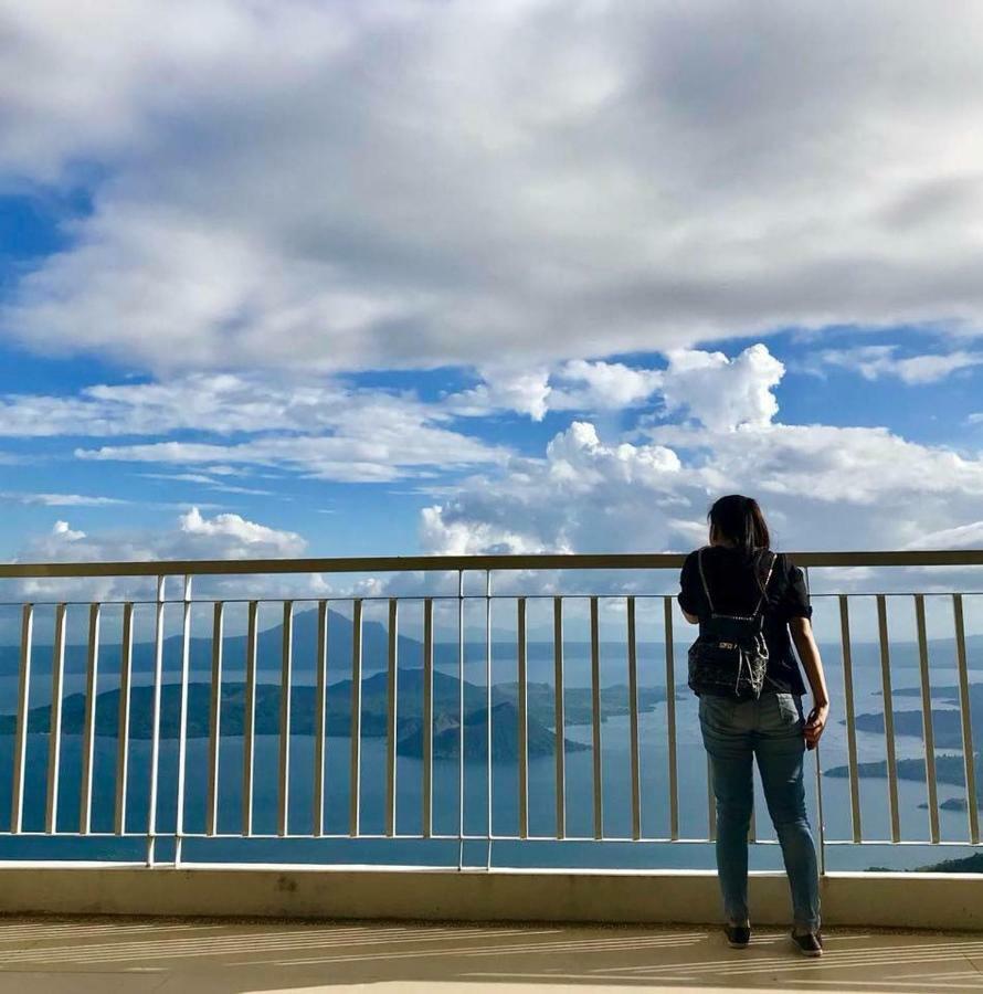 Sabina'S Place Wind Residences Tagaytay Tagaytay City Bagian luar foto